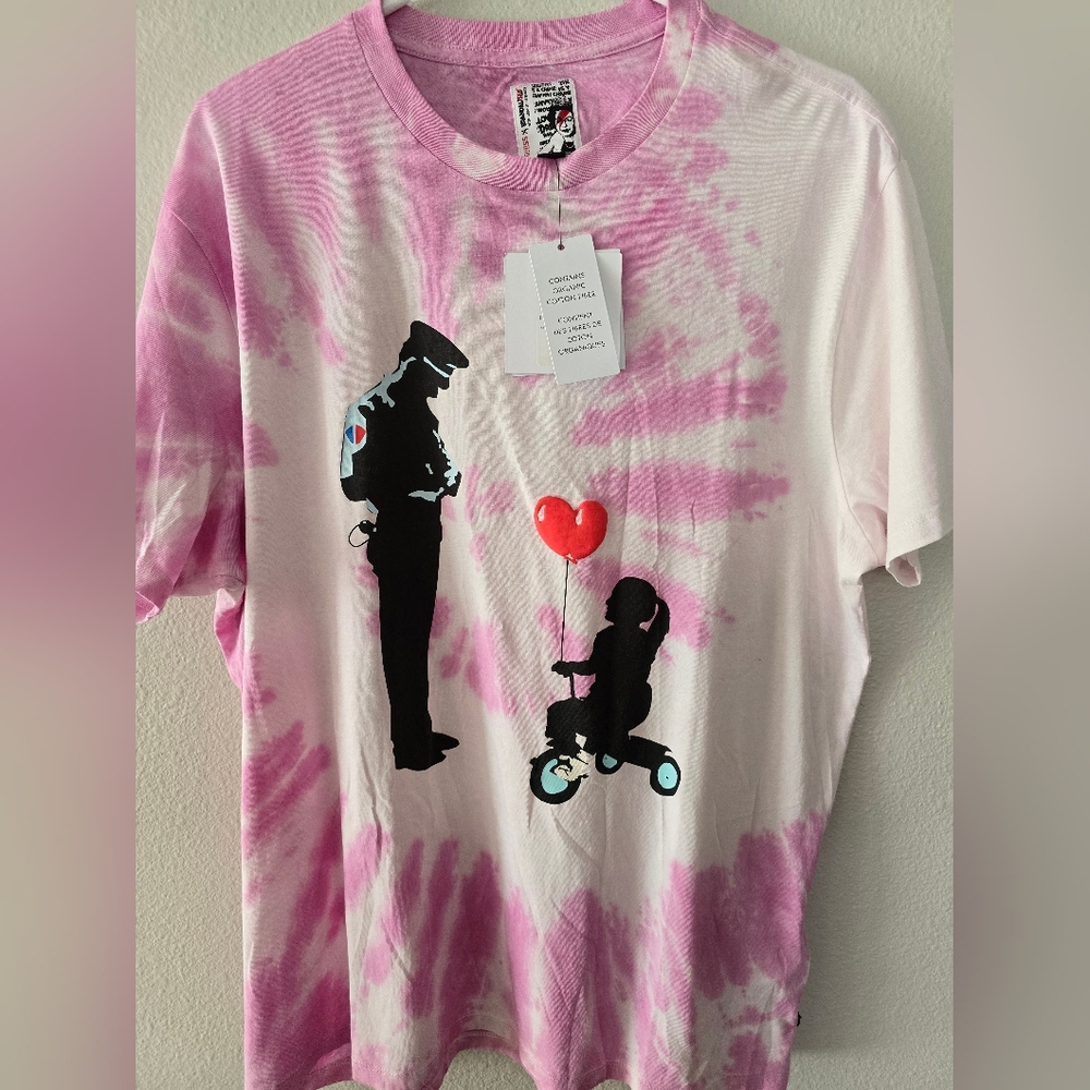 Guess Brandalised Grafitti Tee